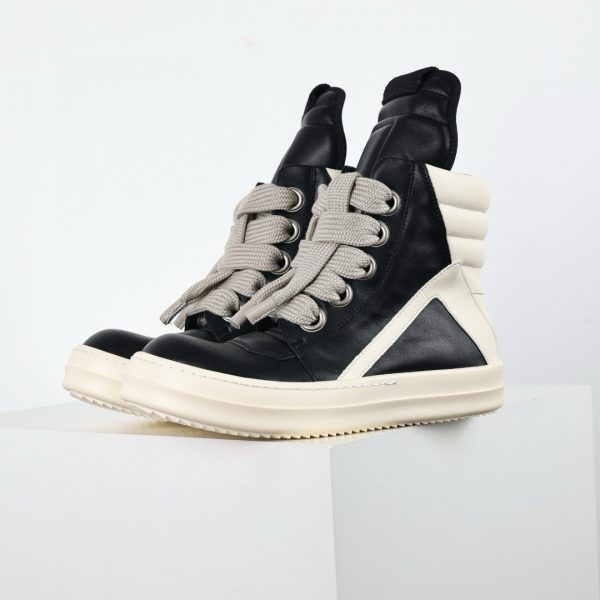 Geobasket Oversized Eylet Sneaker
