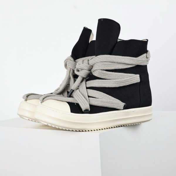 Jumbo Puffer mega-laced sneaker boots High 'Black Milk'